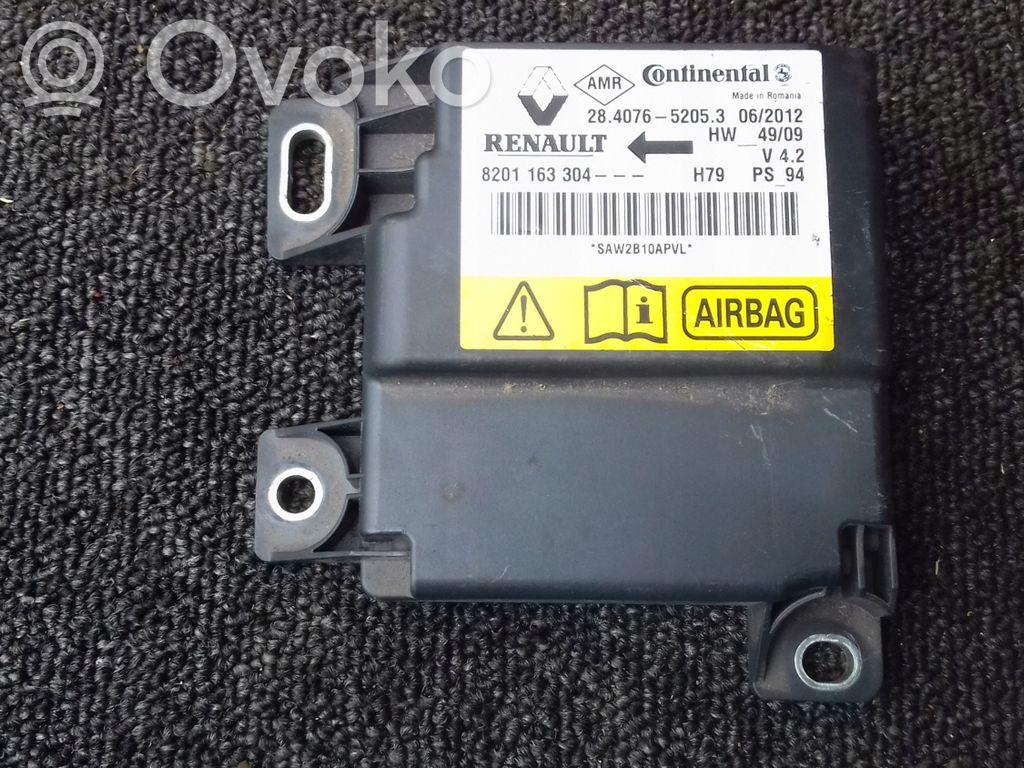 Dacia Duster Airbag control unit/module 