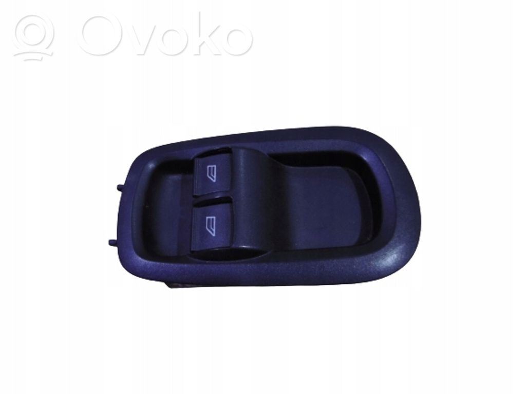 Electric window control switch   BK2T14A132BC