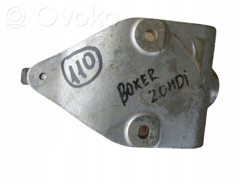 Engine mounting bracket   55261633