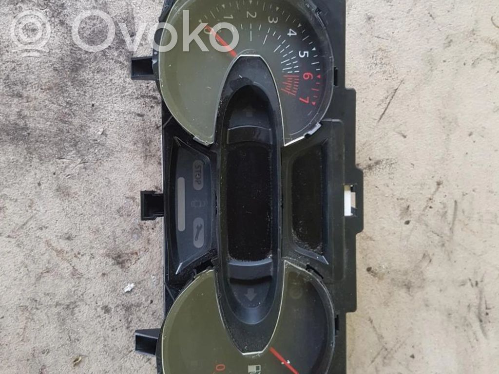 Renault Captur Geschwindigkeitsmesser Cockpit 