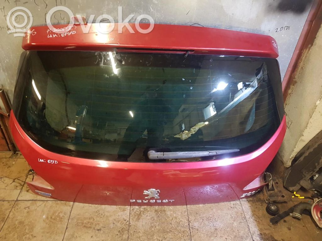 Peugeot 3008 I Задняя крышка (багажника) 