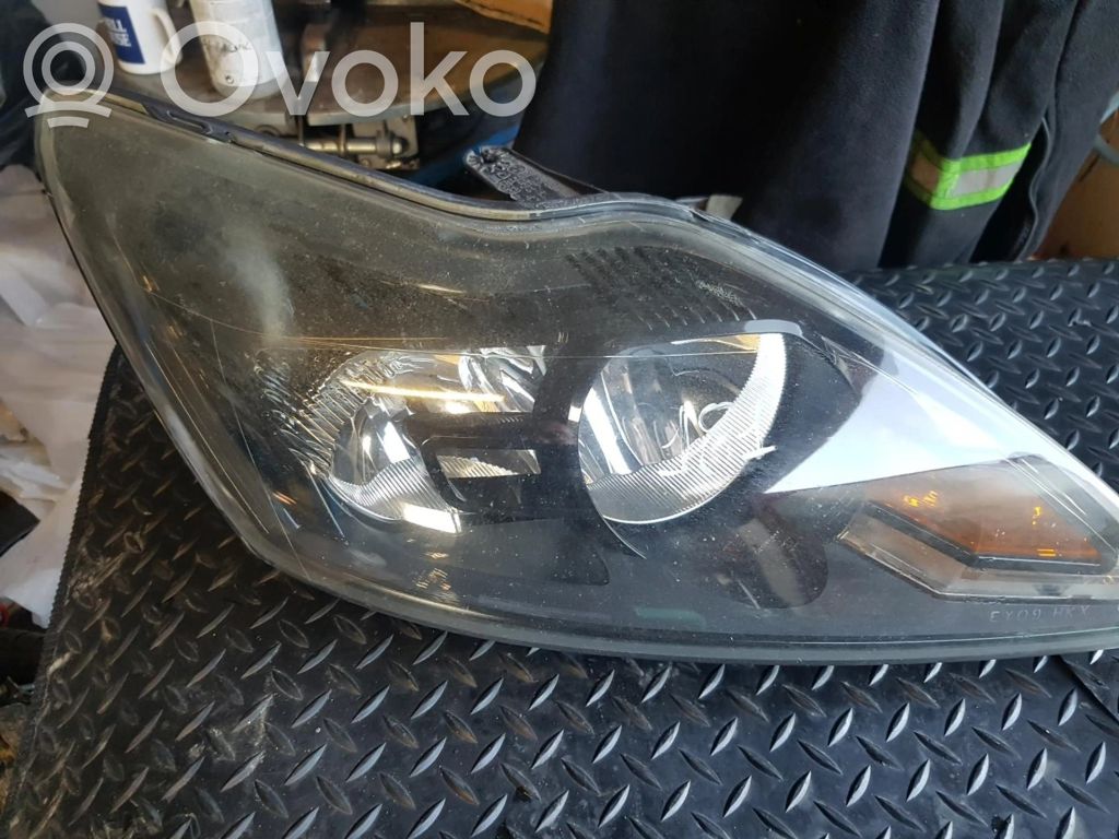 Ford Focus Headlight/headlamp 