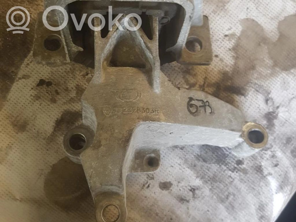 Renault Twingo II Engine mount vacuum valve 