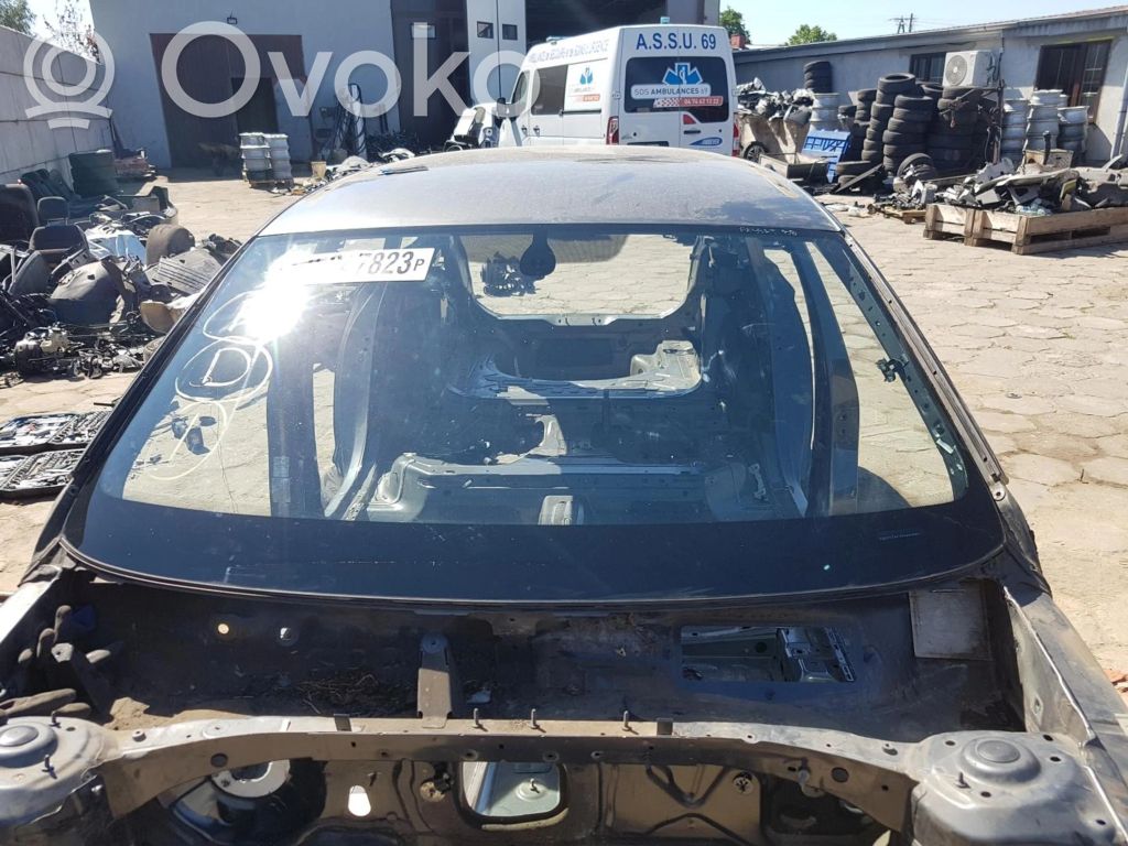 Volkswagen PASSAT B8 Priekinis stiklas 