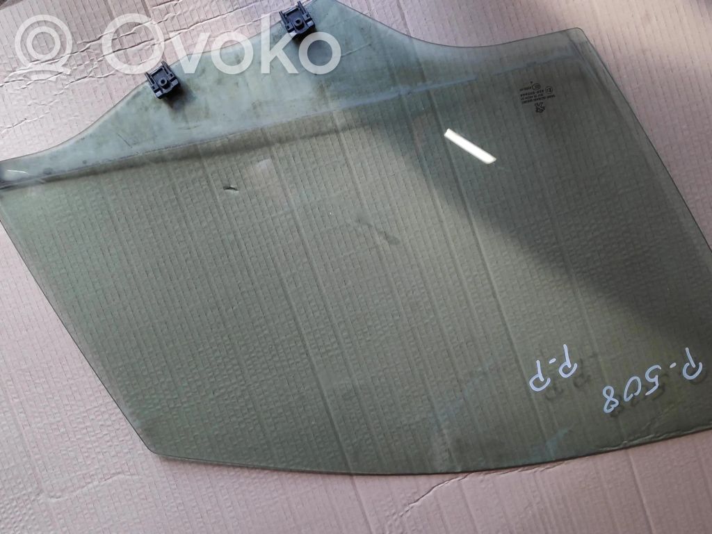 Peugeot 508 Front door window glass four-door 