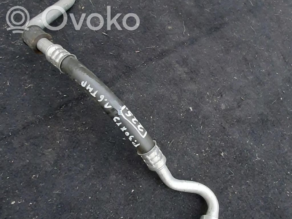 Peugeot 308 Ilmastointilaitteen putki (A/C) 