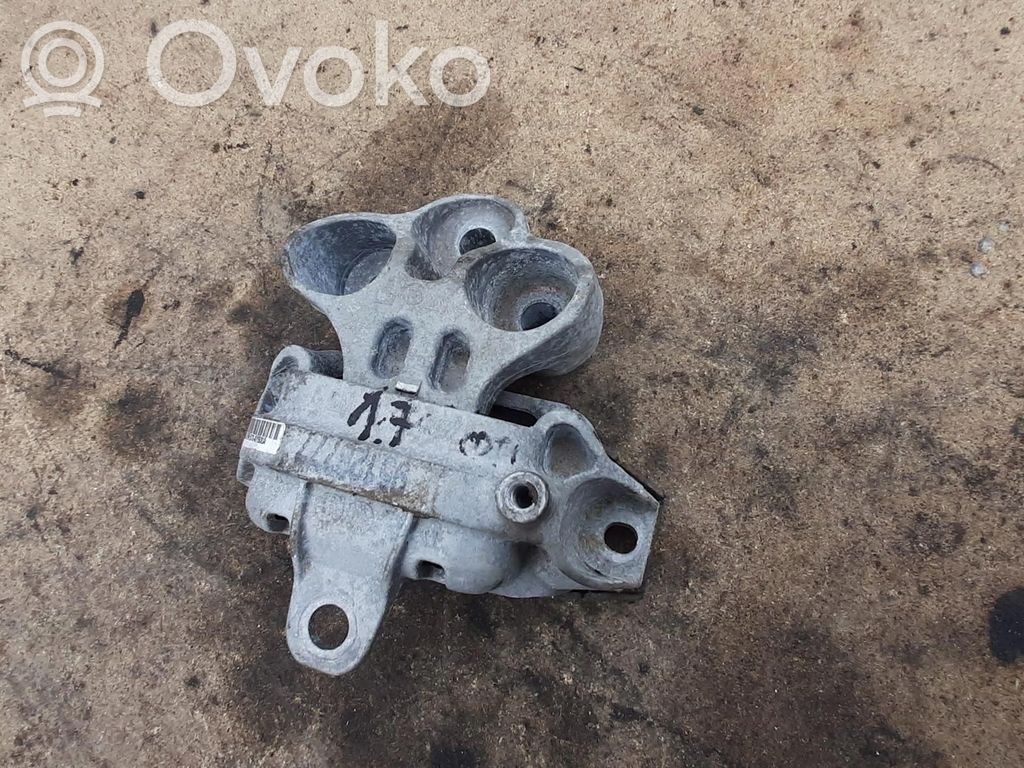Opel Mokka Gearbox mounting bracket 