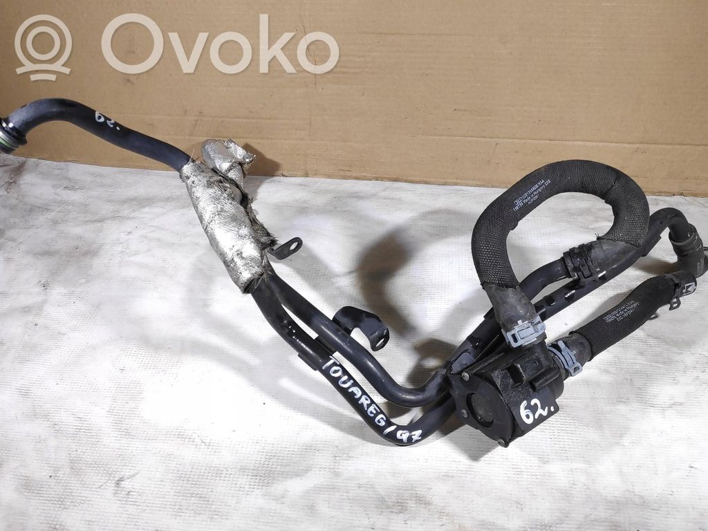 Volkswagen Touareg III Engine coolant pipe/hose 