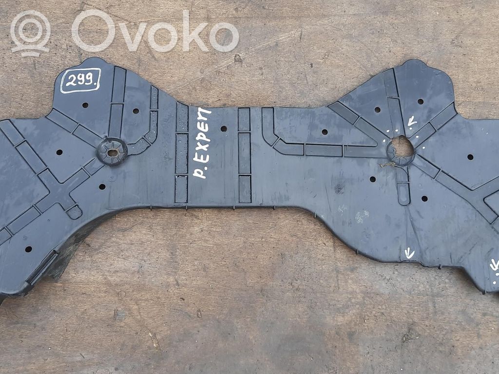 Peugeot Expert Dzinēja apakšas aizsargs 