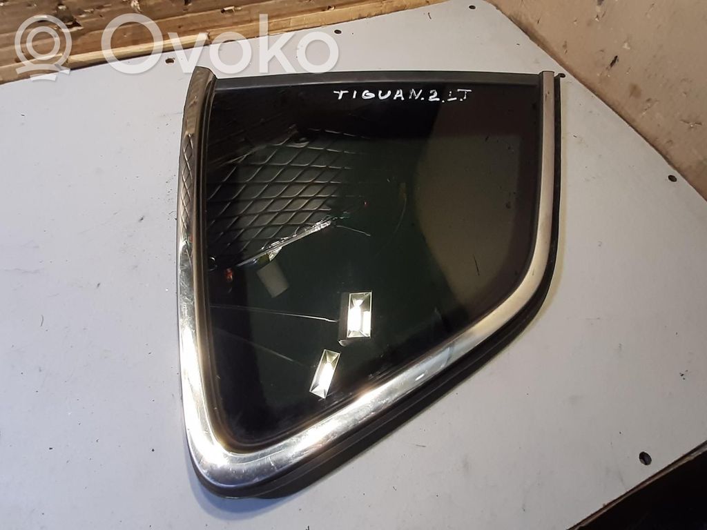 Volkswagen Tiguan Allspace Заднее боковое стекло кузова 