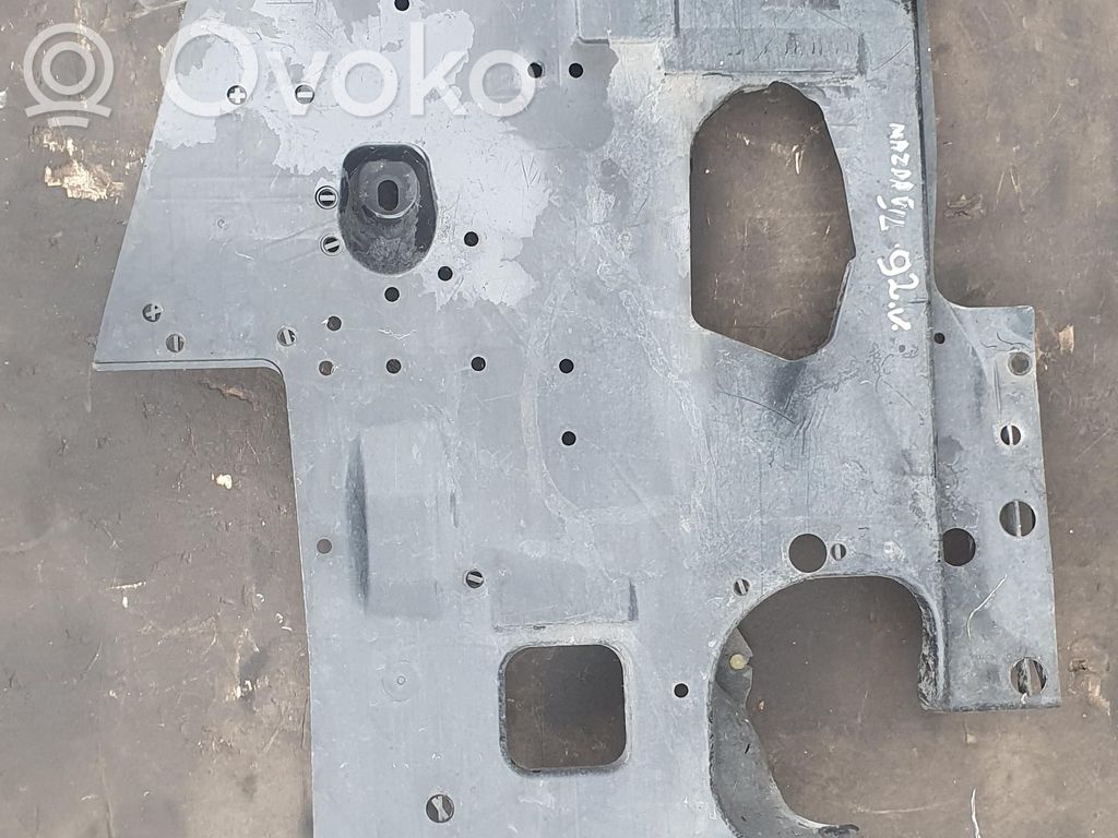 Protección inferior lateral   GHK156122,GHK156122