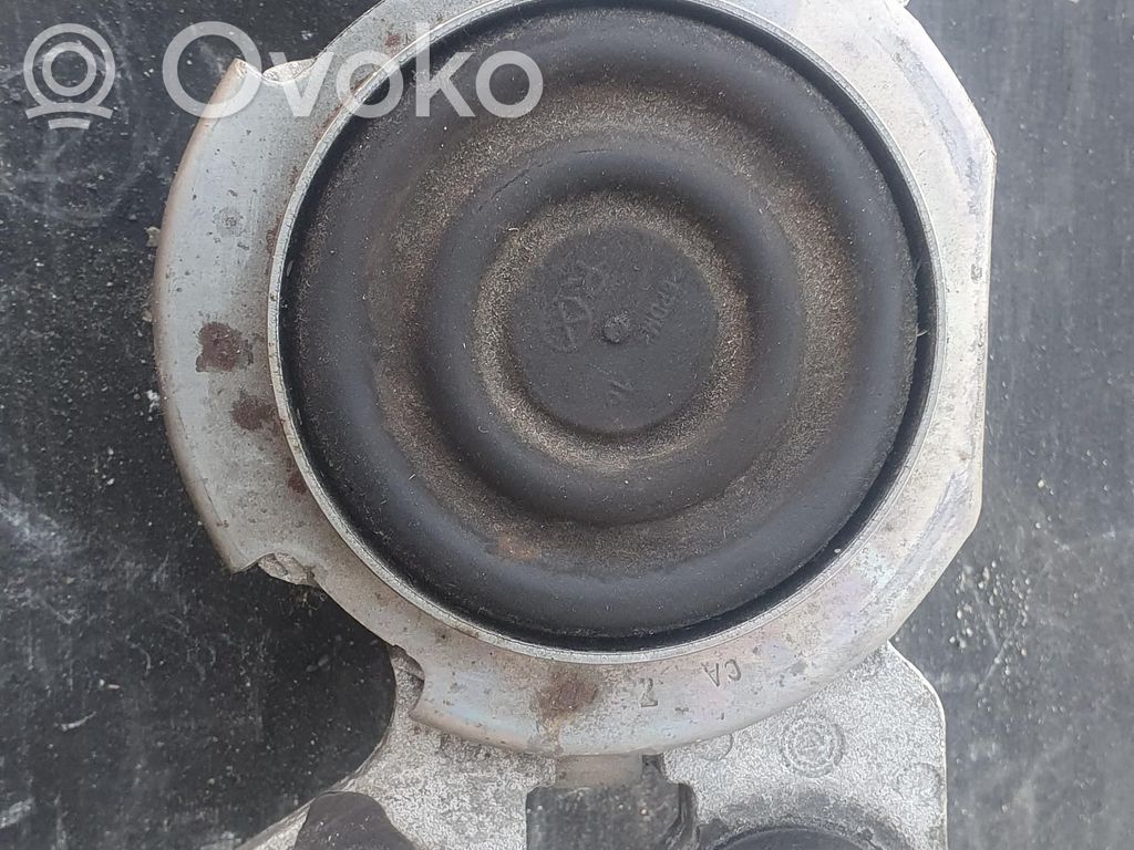 Volvo V60 Engine mount vacuum valve 
