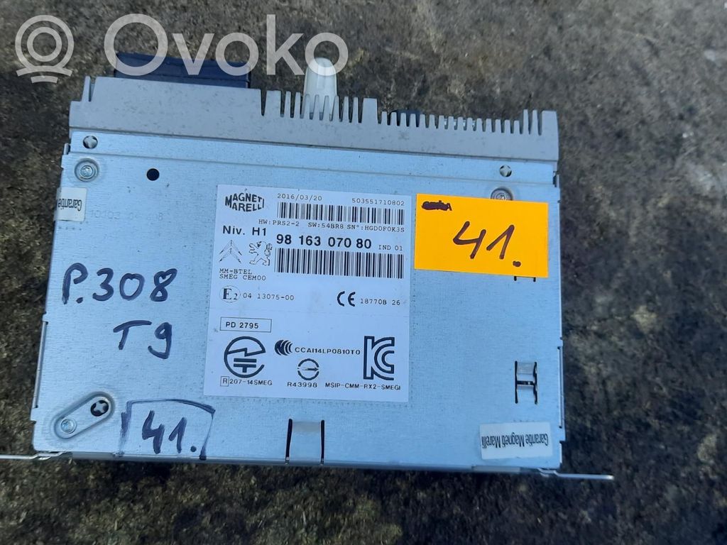Peugeot 308 Radio/CD/DVD/GPS head unit 