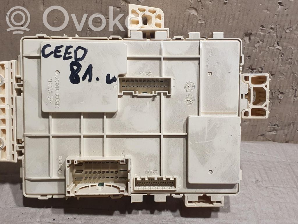 KIA Ceed Saugiklių dėžė (komplektas) 