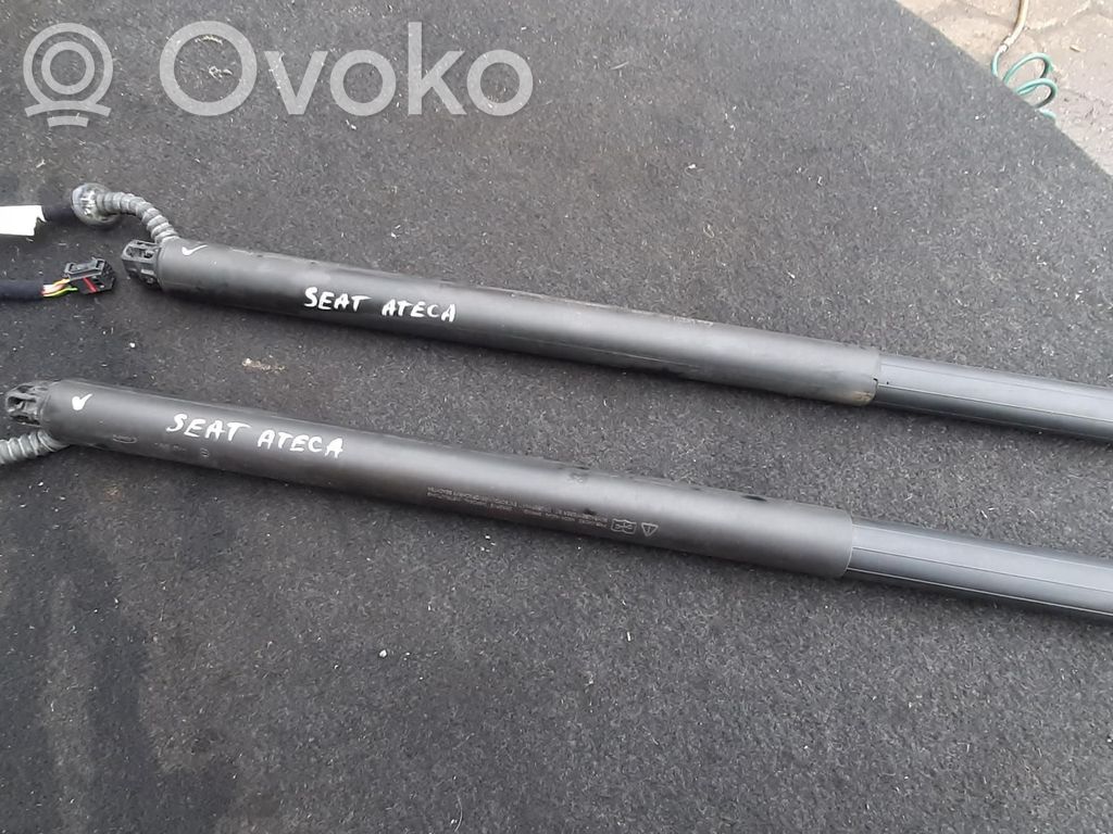 Seat Ateca Tailgate strut 