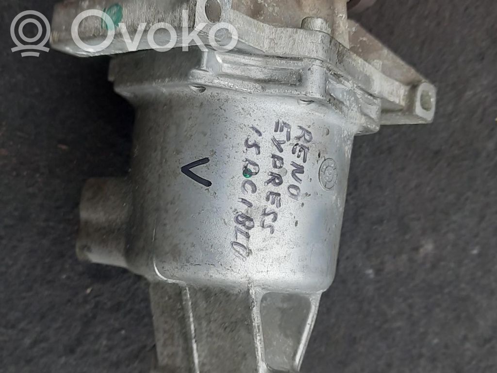 Renault Express Air conditioning (A/C) compressor (pump) 