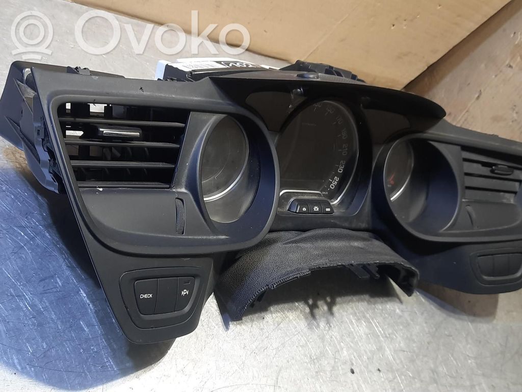 Citroen C5 Nopeusmittari (mittaristo) 