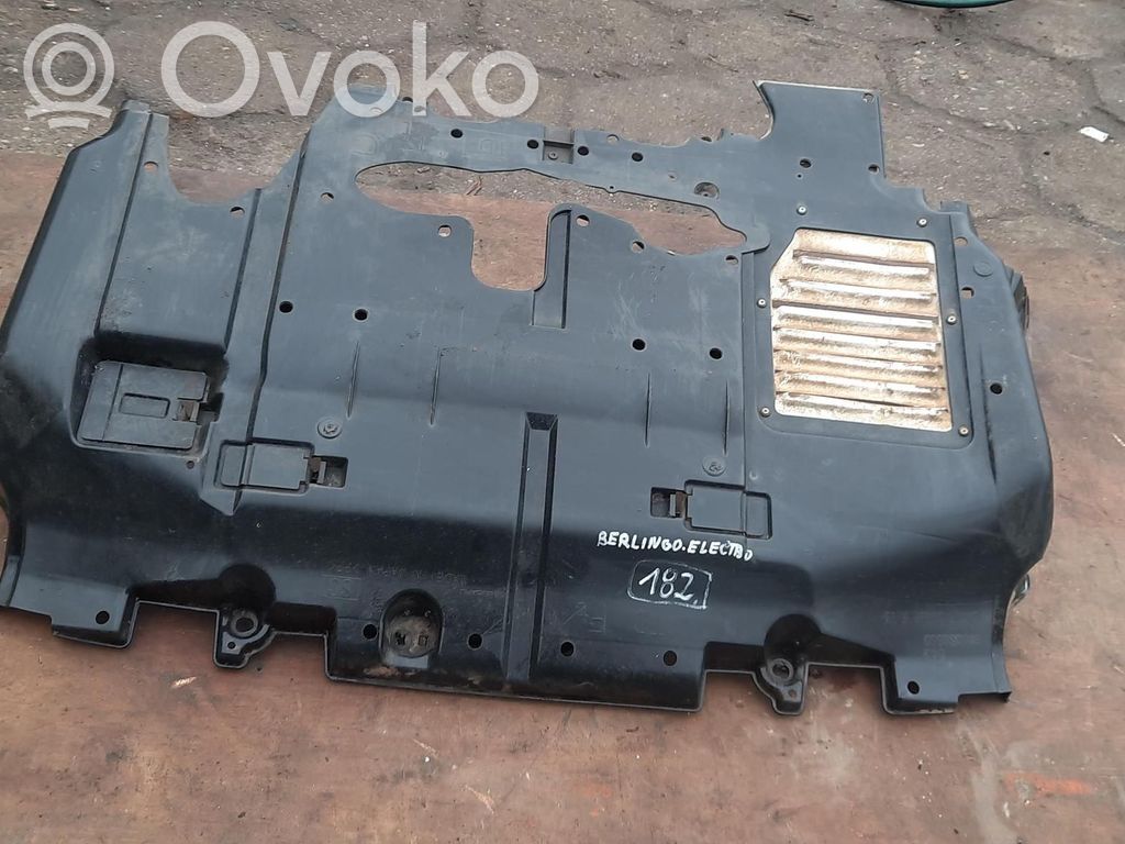 Citroen Berlingo Protezione anti spruzzi/sottoscocca del motore 