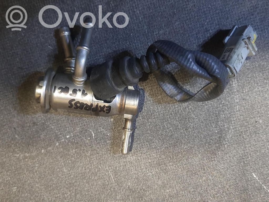 Renault Express AdBlue injector 