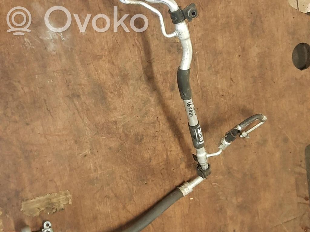 KIA Ceed Air conditioning (A/C) pipe/hose 