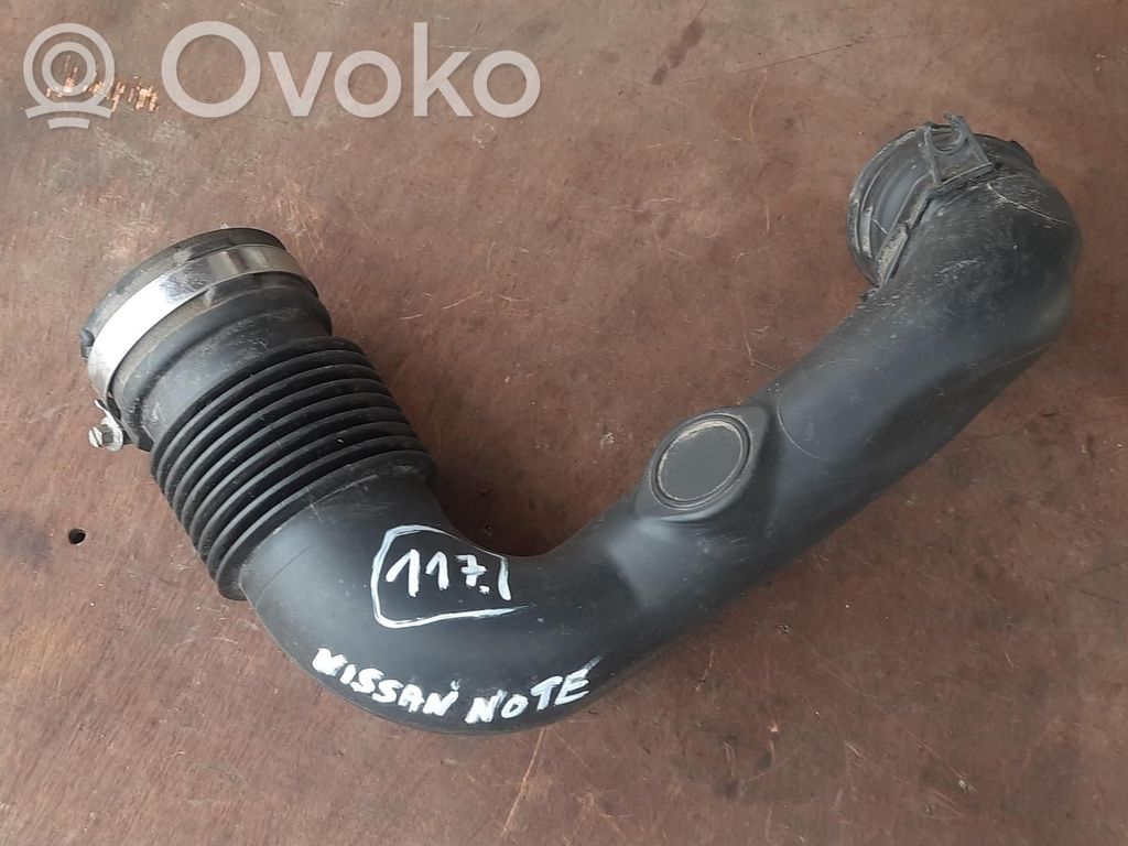Nissan Note (E12) Ilmanoton letku 