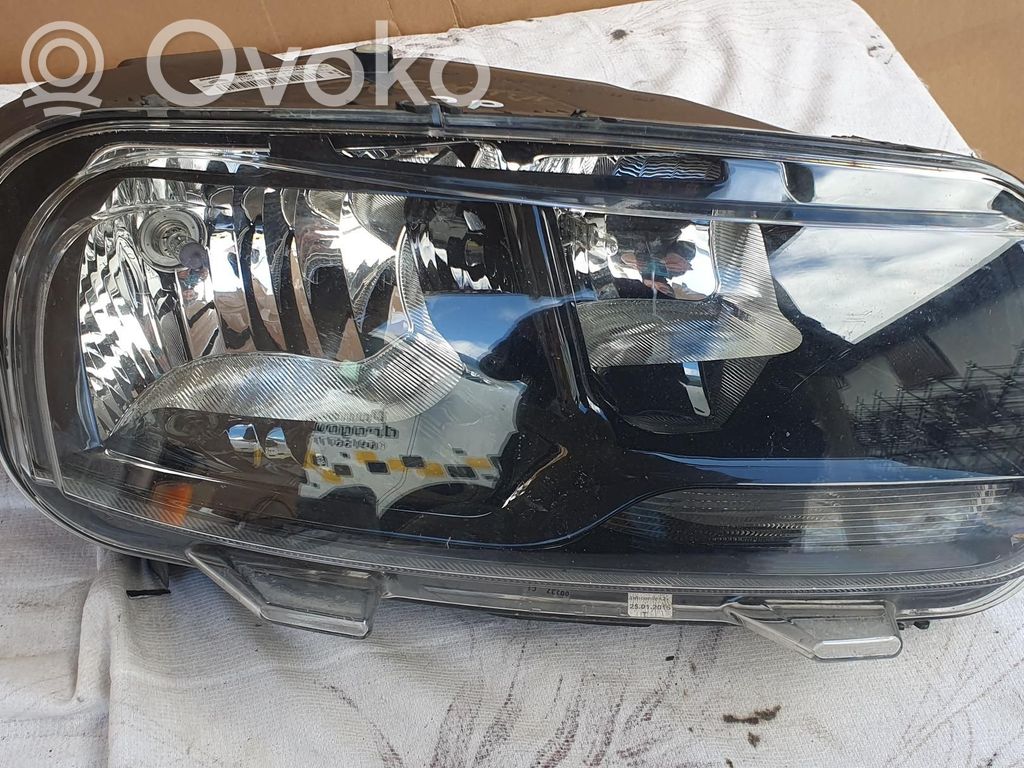 Citroen C4 Cactus Headlight/headlamp 