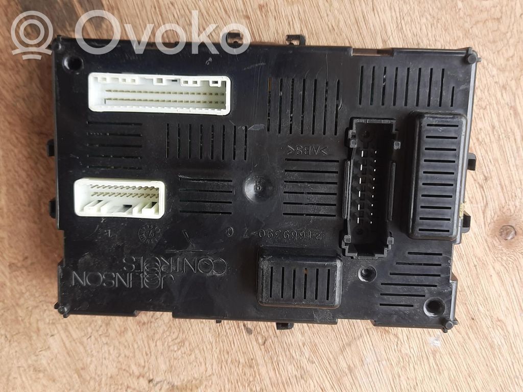 Nissan Note (E11) Comfort/convenience module 