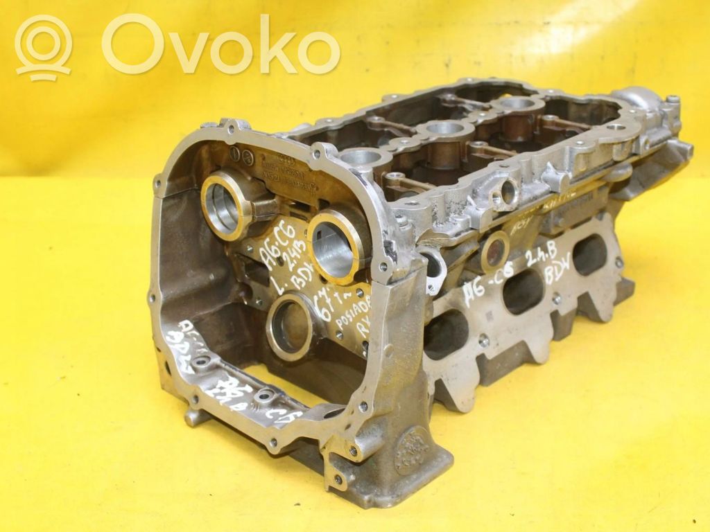 Audi A6 S6 C6 4F Engine head 