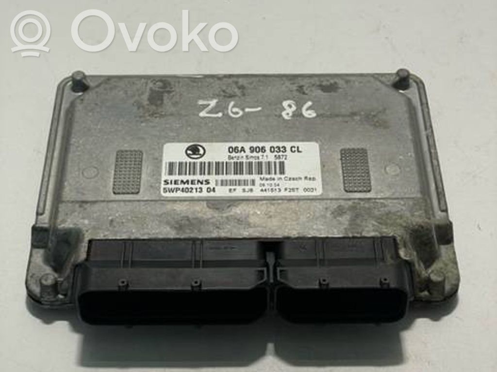 Skoda Fabia Mk2 (5J) Engine control unit/module 