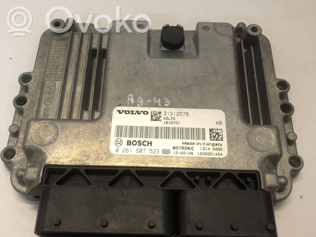 Volvo V60 Engine control unit/module 