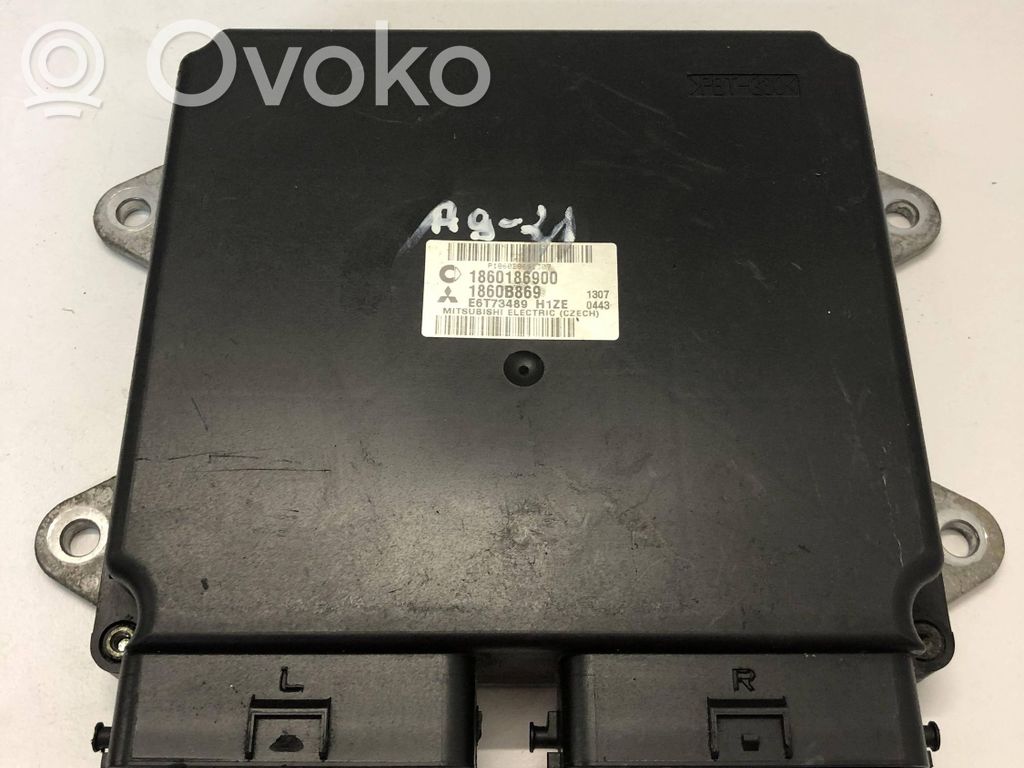 Mitsubishi Colt Engine control unit/module 