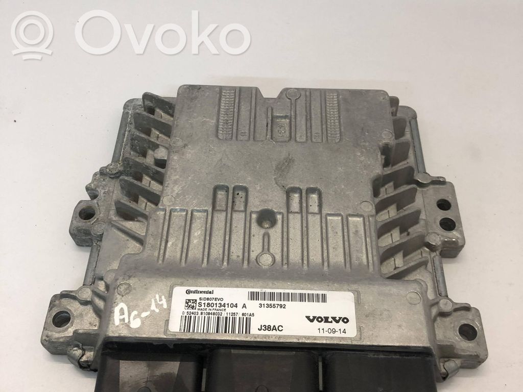 Volvo V60 Engine control unit/module 