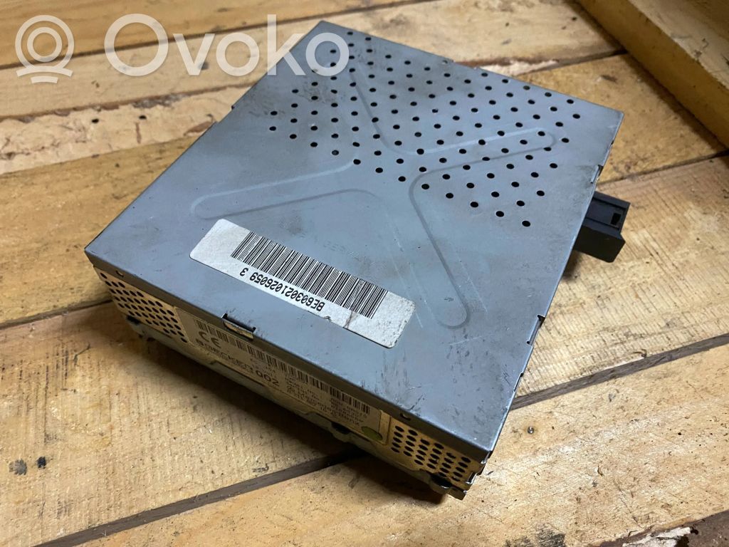 Mercedes-Benz E W211 Amplificador de sonido 