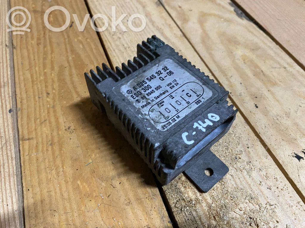 Mercedes-Benz A W168 Coolant fan relay 