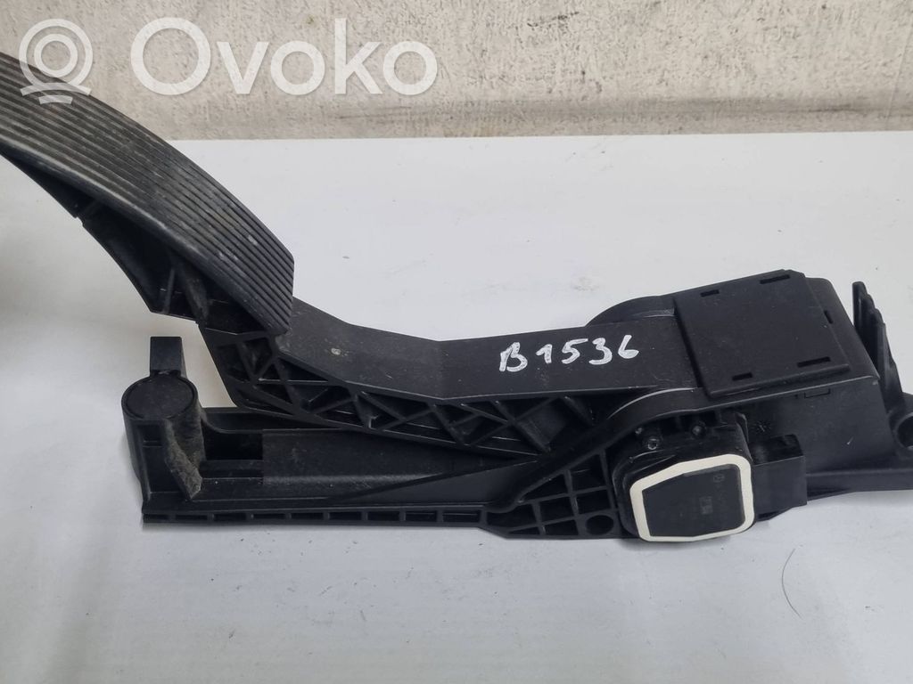 Mercedes-Benz GL X164 Accelerator throttle pedal 
