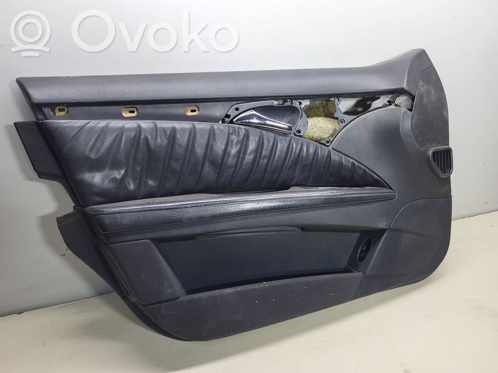 Mercedes-Benz E W211 Boczki / Poszycie drzwi przednich 