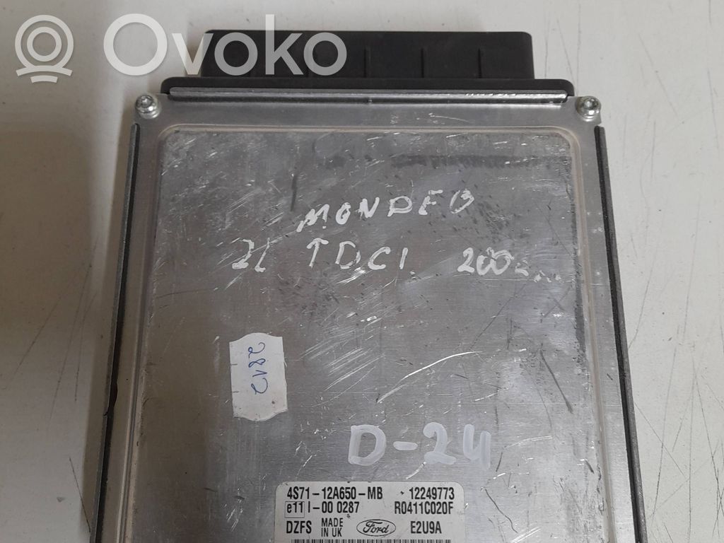 Ford Mondeo Mk III Engine control unit/module 