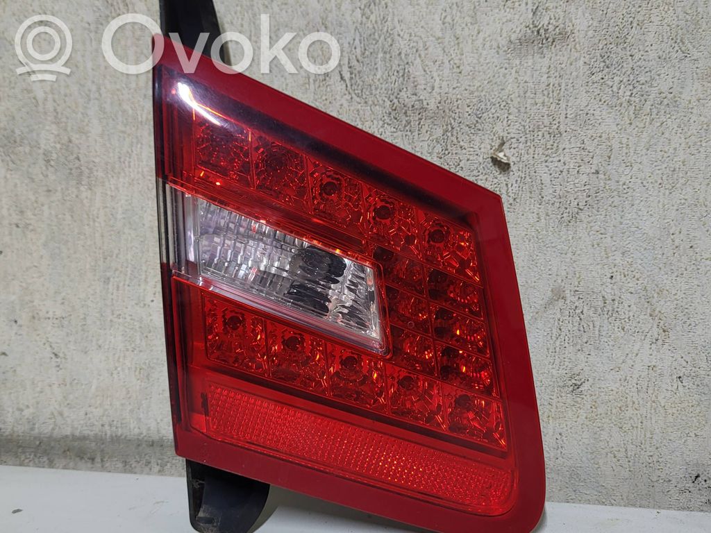 Mercedes-Benz E C207 W207 Lampă spate în capacul portbagajului 