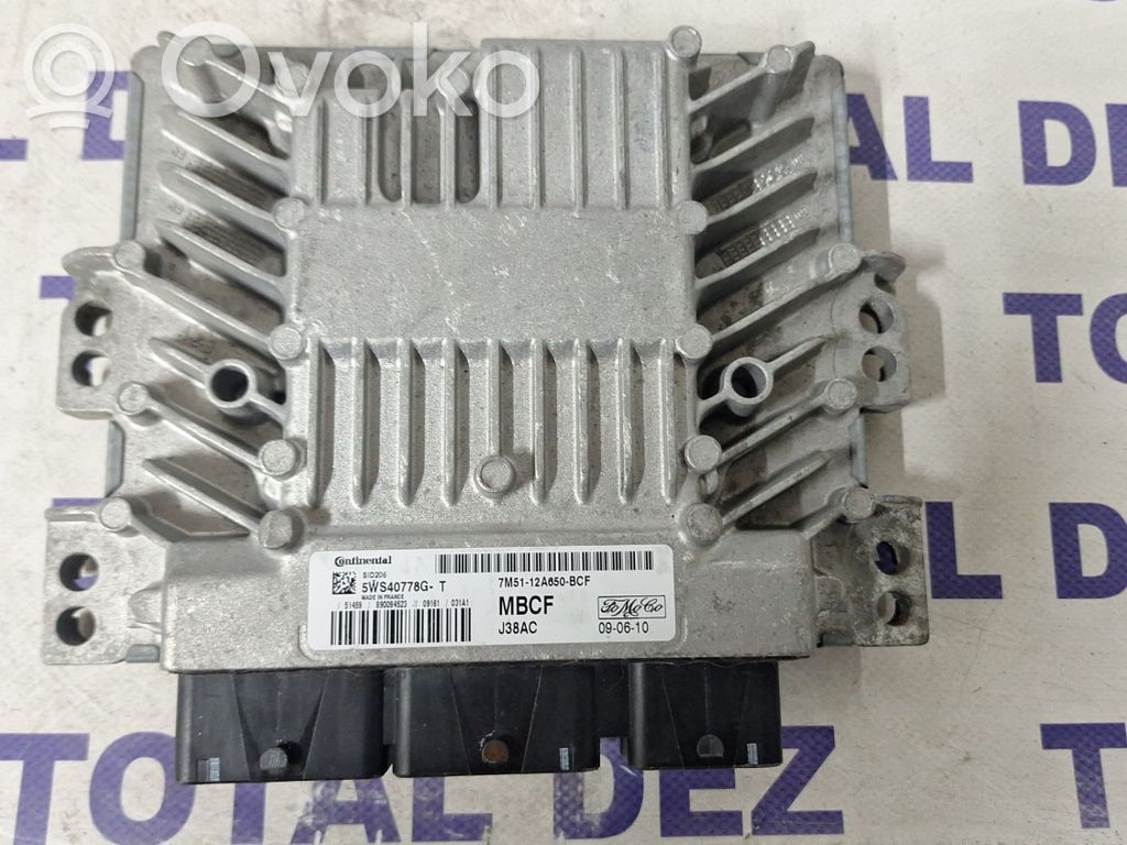 Ford Focus Variklio valdymo blokas 