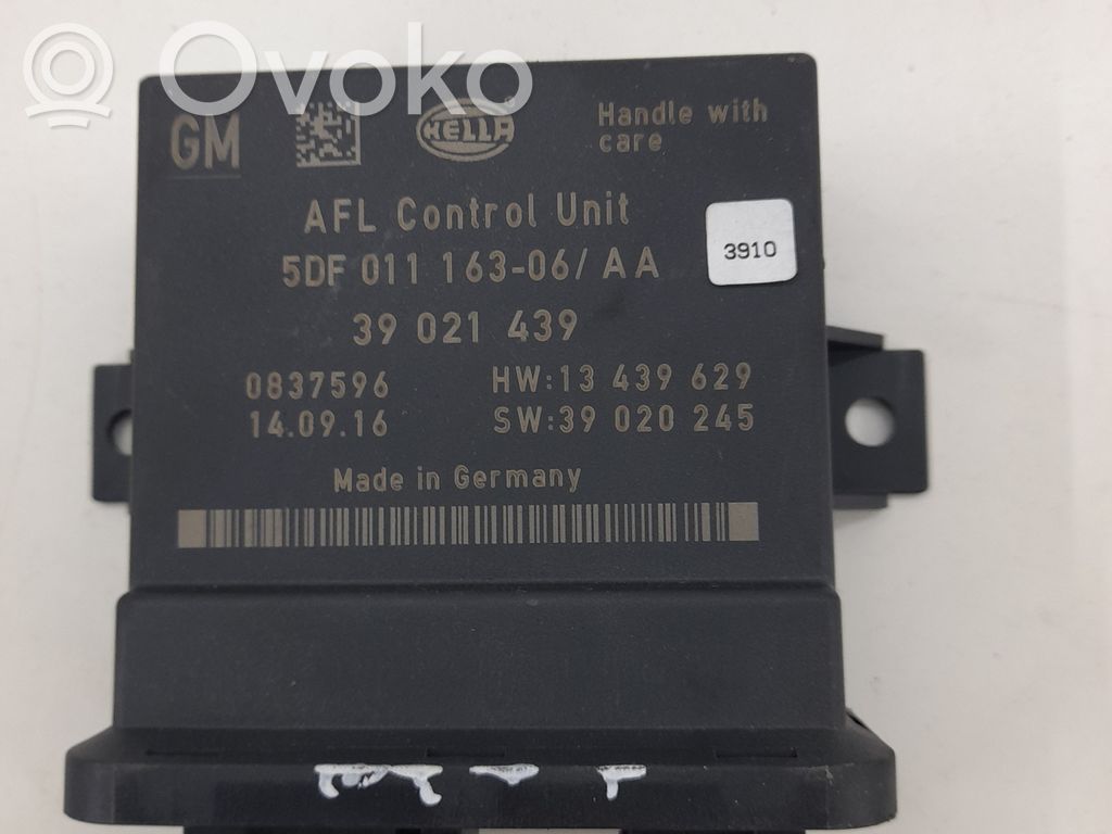 Opel Insignia A Light module LCM 