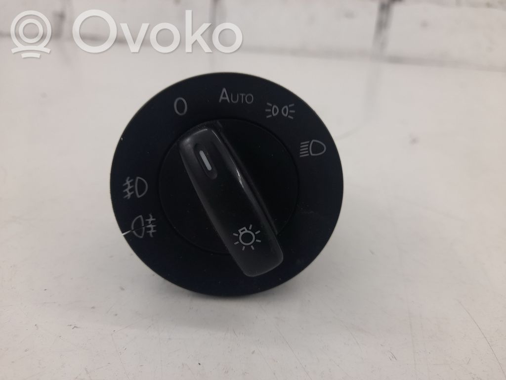 Volkswagen Caddy Light switch 