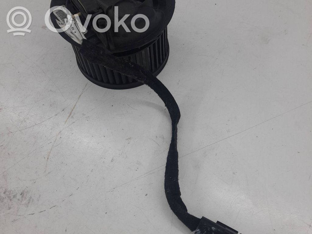 Dacia Logan I Mazā radiatora ventilators 