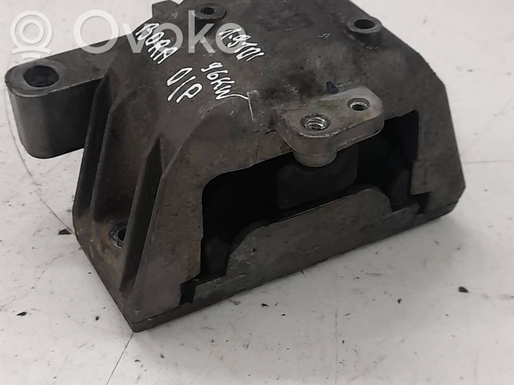 Engine mount bracket   1J0199262CP