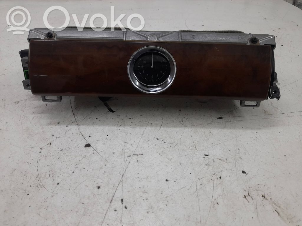 Volkswagen Phaeton Dash center air vent grill 