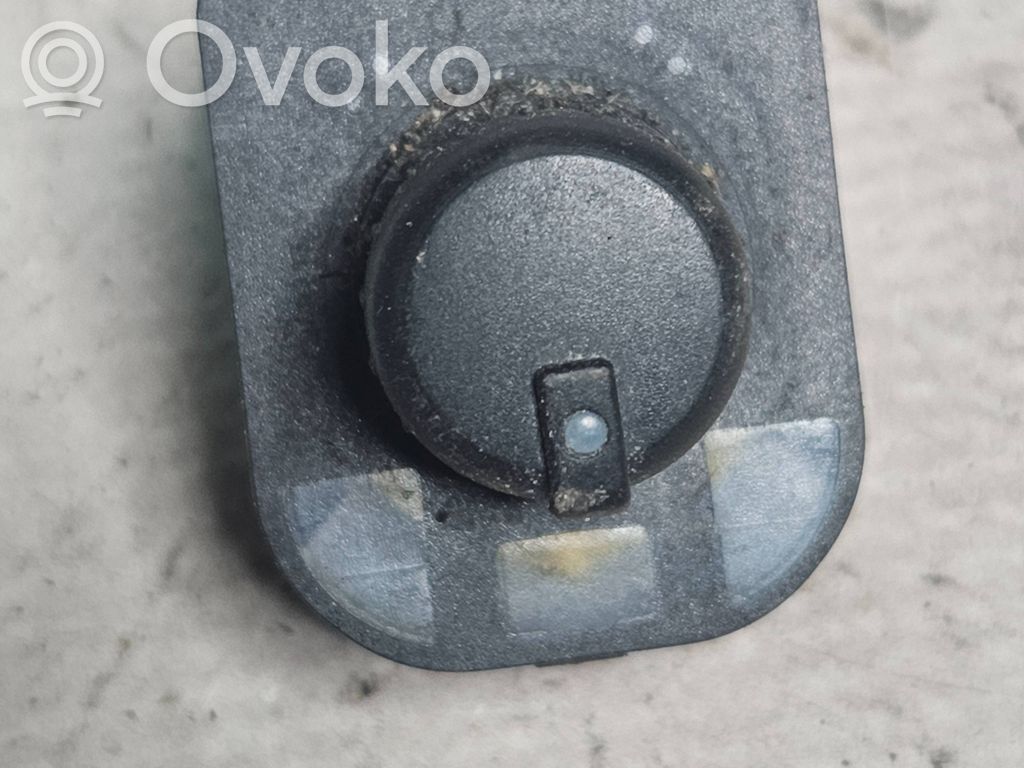 Audi A4 S4 B6 8E 8H Sānu spoguļu slēdzis 