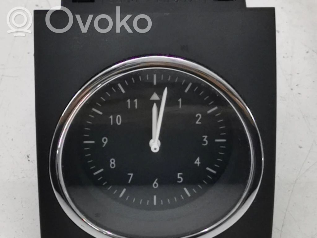 Volkswagen Phaeton Clock 