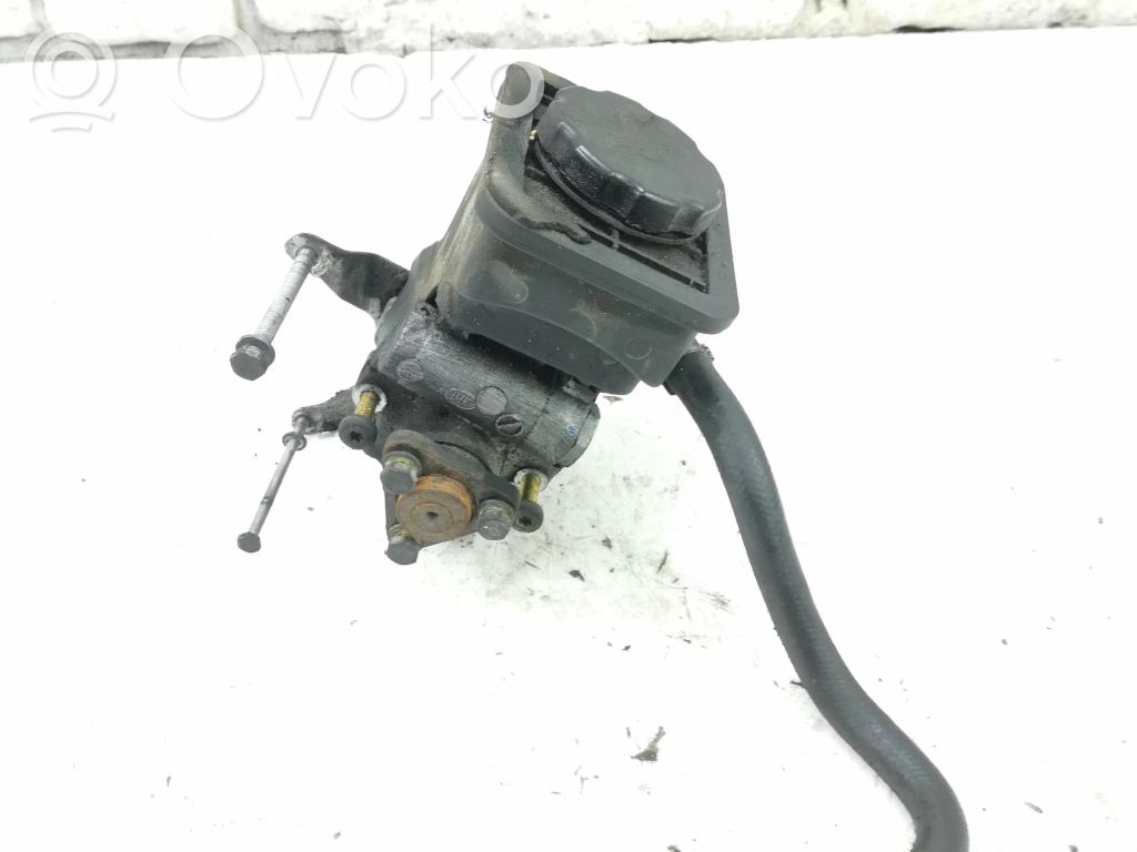 BMW 7 E65 E66 Power steering pump 