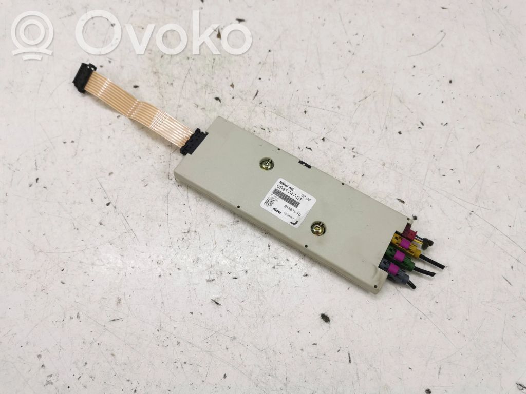 BMW 7 E65 E66 Antenas pastiprinātājs 
