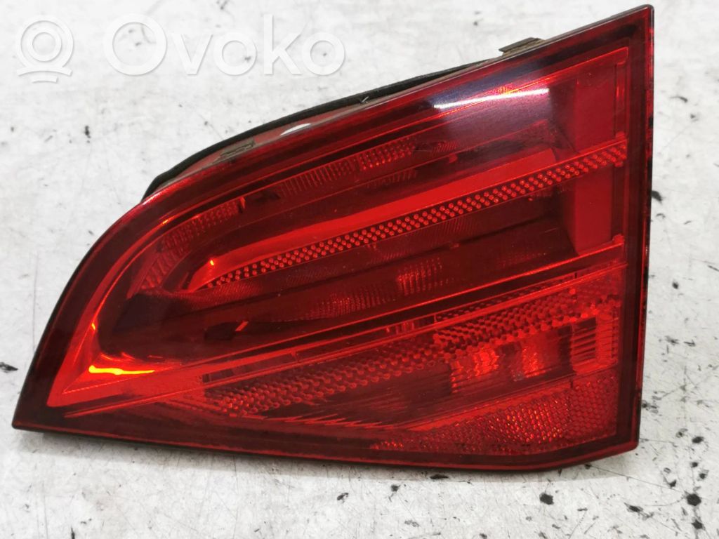 Audi A4 S4 B8 8K Lampy tylnej klapy bagażnika 