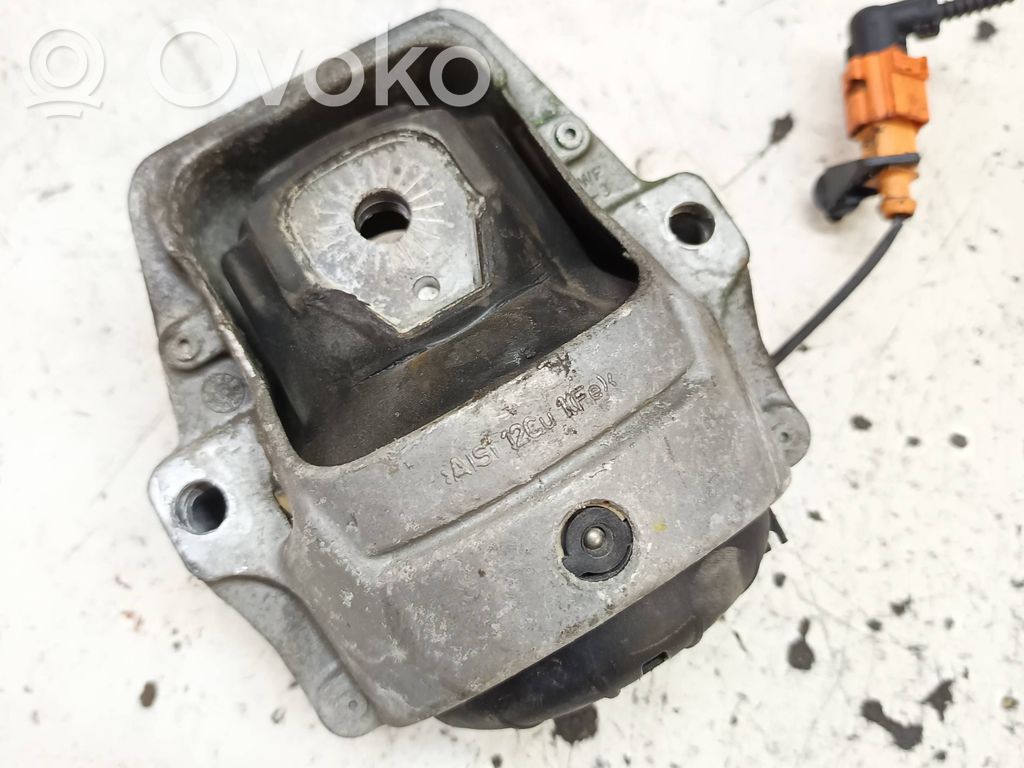 Engine mount bracket   8K0199381,8201